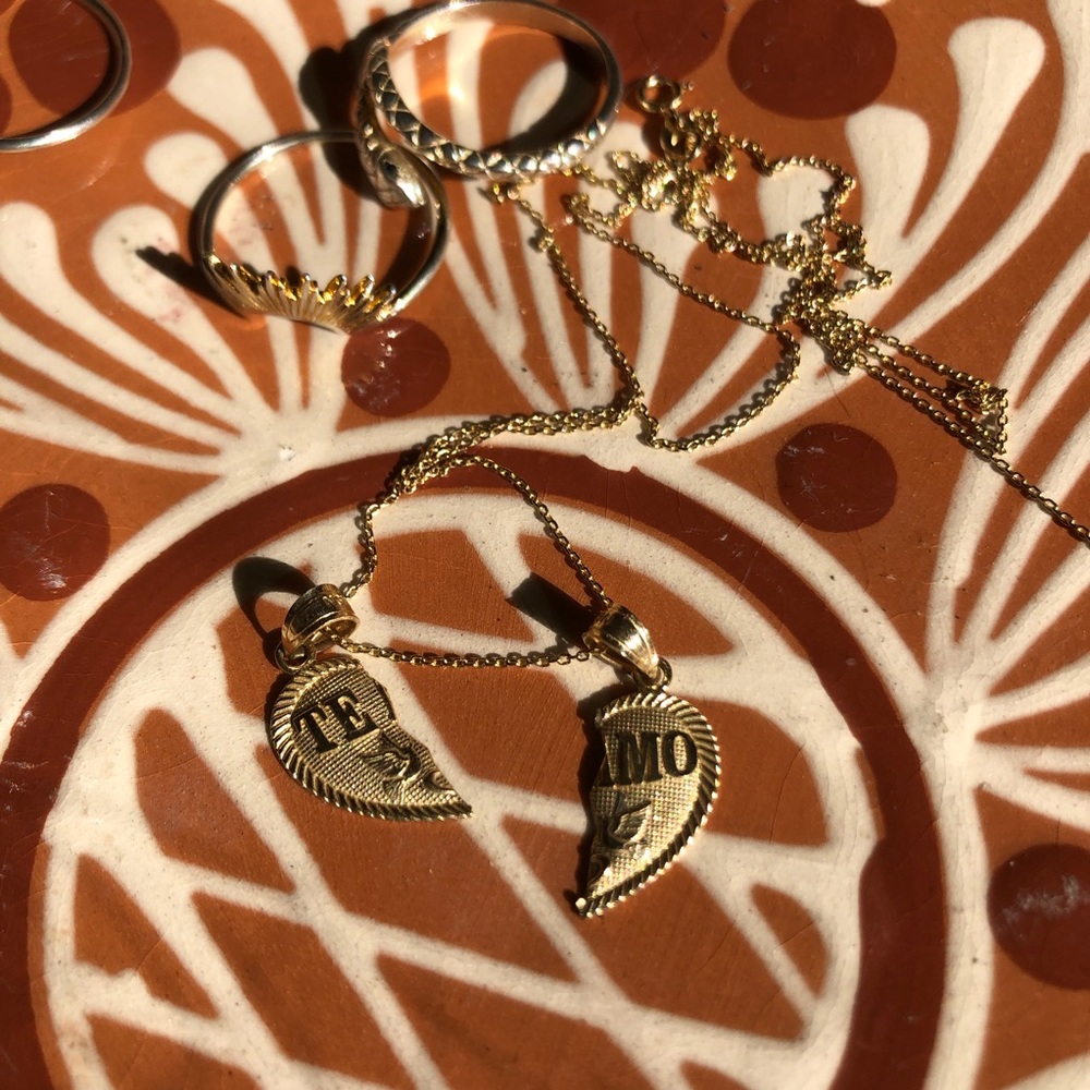 Meet your Posher, Gabi